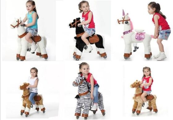Reizende Vergnügungspark-Ausrüstungs-mechanisches Pony-Kind, das auf gehendes Tier reinigt