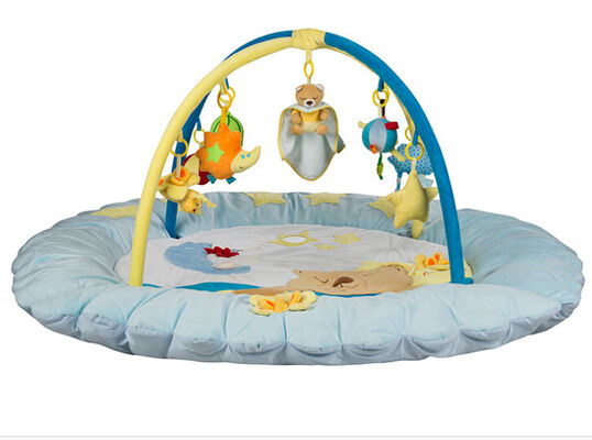 Rosa Baby-Spiel-Turnhalle und Matte, Baby-wachsendes Baby-musikalische Spiel-Turnhalle