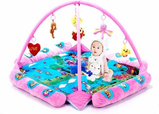 Blaues Baby-Spiel-Turnhallen und Matten Seabeach mit Plastik und angefüllten Spielwaren