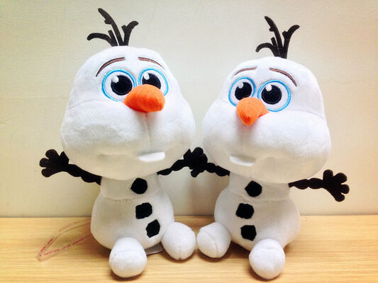 Reizender Disney-Plüsch spielt Disney gefrorenes Olaf-Plüschtier, 7 Zoll Perlen-Kopf
